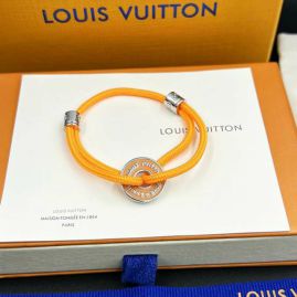 Picture of LV Bracelet _SKULVbracelet11307211159